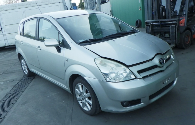 Toyota Corolla Verso НА ЧАСТИ | 2.2 D-4D (136 к.с.)